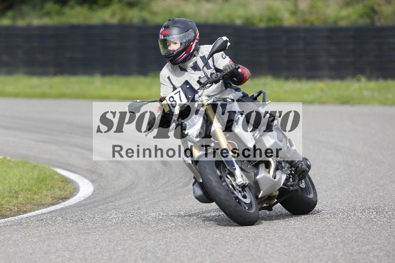 /53 16.09.2025 Track Day Domi Aegerter ADR/Gruppe gelb/87